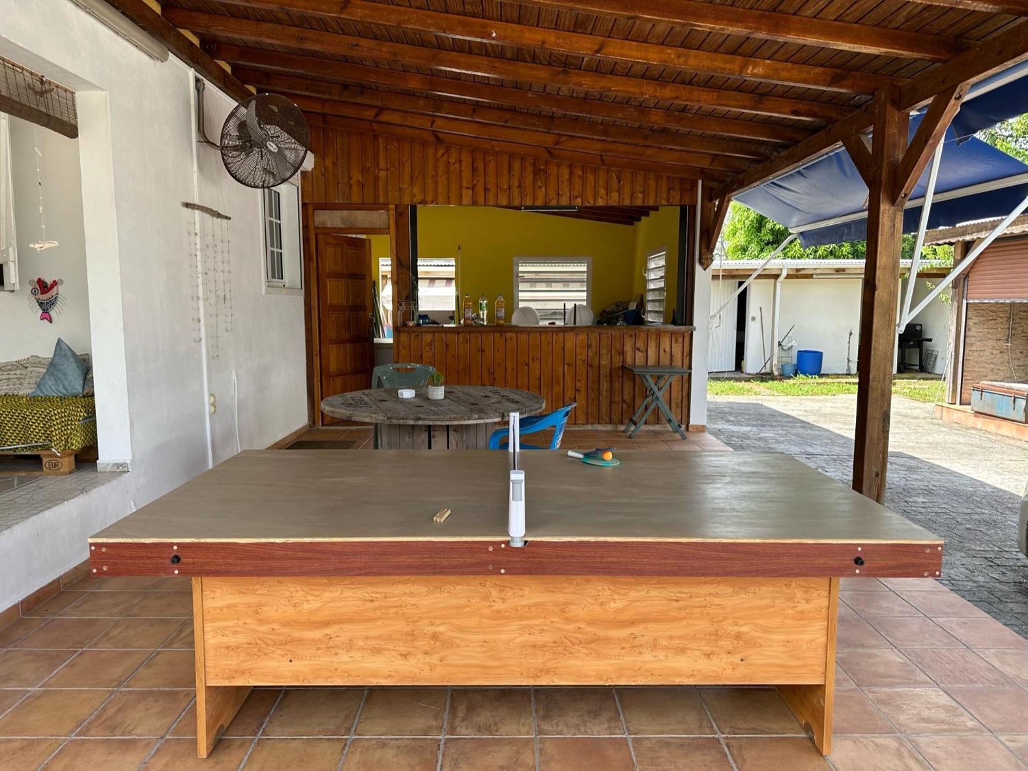 Guadeloupe Guesthouse Порт Луис Екстериор снимка